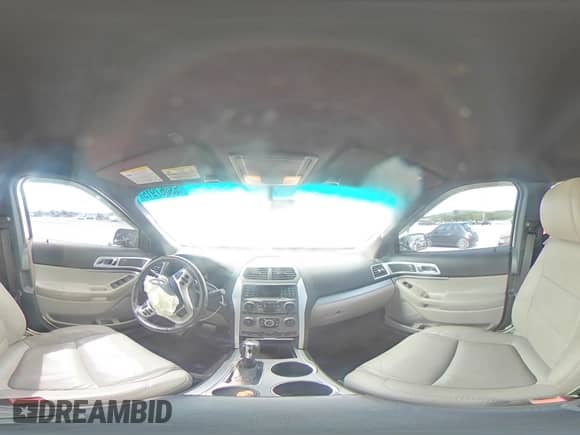 2012 Ford Explorer XLT z VIN 1FMHK7D89CGA33141, wystawiony jako Copart lot #53867915 z przebiegiem 204 737 mil mil oraz Szkoda całkowita • Salvage title. Historia ofert i sprzedaży dostępna na DreamBid. Obrazek 15.