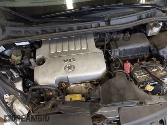 2010 Toyota Sienna CE с VIN 5TDKK4CC7AS342169, выставлен на аукционе IAAI как лот 43448371 с пробегом 267 574 миль миль и . История ставок и продаж доступна на DreamBid. Изображение 10.