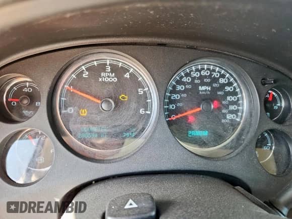 2013 Chevrolet Tahoe LTZ с VIN 1GNSCCE05DR110058, выставлен на аукционе Copart как лот 61679245 с пробегом 230 594 миль миль и Списание • Salvage title. История ставок и продаж доступна на DreamBid. Изображение 9.