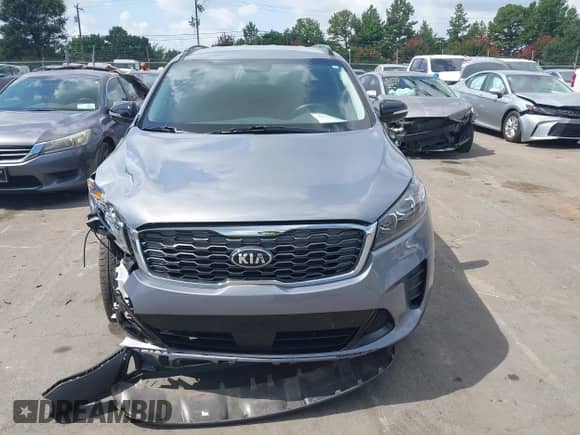 2020 Kia Sorento LX с VIN 5XYPG4A57LG690971, выставлен на аукционе IAAI как лот 42795717 с пробегом 41 983 миль миль и . История ставок и продаж доступна на DreamBid. Изображение 12.