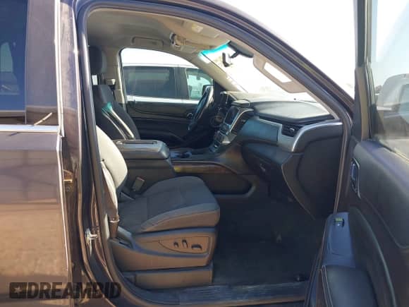 2015 Chevrolet Tahoe LS с VIN 1GNSCAKC9FR122896, выставлен на аукционе IAAI как лот 42239812 с пробегом 164 888 миль миль и . История ставок и продаж доступна на DreamBid. Изображение 5.