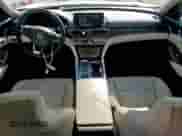 2021 Honda Accord Touring z VIN 1HGCV3F92MA013498, wystawiony jako Copart lot #59979535 z przebiegiem 78 473 mil mil oraz Czysty tytuł • Clean title. Historia ofert i sprzedaży dostępna na DreamBid. Obrazek 8.