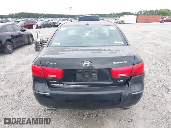 2009 Hyundai Sonata Limited с VIN 5NPEU46F19H545413, выставлен на аукционе IAAI как лот 42200206 с пробегом 280 184 миль миль и . История ставок и продаж доступна на DreamBid. Изображение 17.