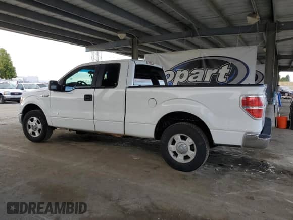 2012 Ford F-150 XL с VIN 1FTFX1CT7CFB16539, выставлен на аукционе Copart как лот 82509835 с пробегом 195 563 миль миль и Списание • Salvage title. История ставок и продаж доступна на DreamBid. Изображение 2.