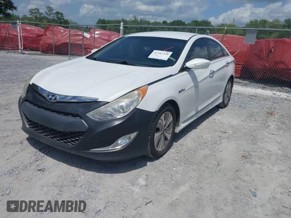 2013 Hyundai Sonata Limited z VIN KMHEC4A45DA093941, wystawiony jako IAAI lot #42287338 z przebiegiem 131 669 mil mil oraz . Historia ofert i sprzedaży dostępna na DreamBid. Obrazek 2.