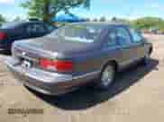 1993 Chevrolet Caprice с VIN 1G1BN53E9PR106587, выставлен на аукционе IAAI как лот 42310802 с пробегом 77 043 миль миль и . История ставок и продаж доступна на DreamBid. Изображение 4.