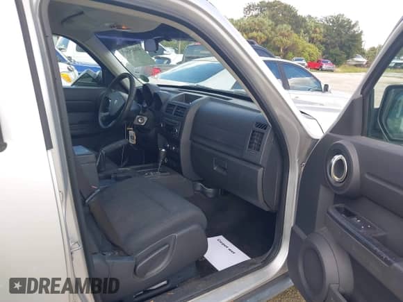 2011 Dodge Nitro SE with VIN 1D4PT2GK0BW535485, listed as a IAAI auction lot 40405360 with 223,882 mi miles and . Bid and sale history available at DreamBid. Image 5.