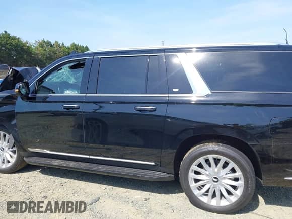 2024 Cadillac Escalade ESV с VIN 1GYS4JKT9RR100899, выставлен на аукционе IAAI как лот 42145901 с пробегом Не указан миль и . История ставок и продаж доступна на DreamBid. Изображение 14.