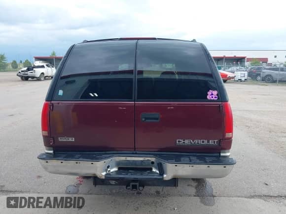 1998 Chevrolet Suburban с VIN 1GNFK16R6WJ355393, выставлен на аукционе IAAI как лот 42703001 с пробегом 208 679 миль миль и . История ставок и продаж доступна на DreamBid. Изображение 16.