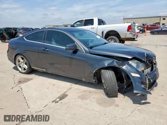2014 Mercedes-Benz C 250 with VIN WDDGJ4HB6EG295246, listed as a Copart auction lot 59632635 with Not provided miles and Salvage title. Bid and sale history available at DreamBid. Image 4.