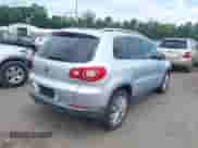 2010 Volkswagen Tiguan с VIN WVGAV9AX5AW001547, выставлен на аукционе IAAI как лот 42780280 с пробегом 88 414 миль миль и . История ставок и продаж доступна на DreamBid. Изображение 4.