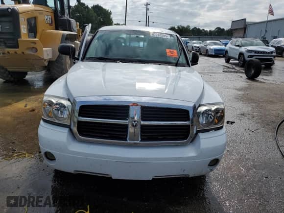 2006 Dodge Dakota SLT с VIN 1D7HE48N86S525225, выставлен на аукционе Copart как лот 82058025 с пробегом Не указан миль и Списание • Salvage title. История ставок и продаж доступна на DreamBid. Изображение 5.