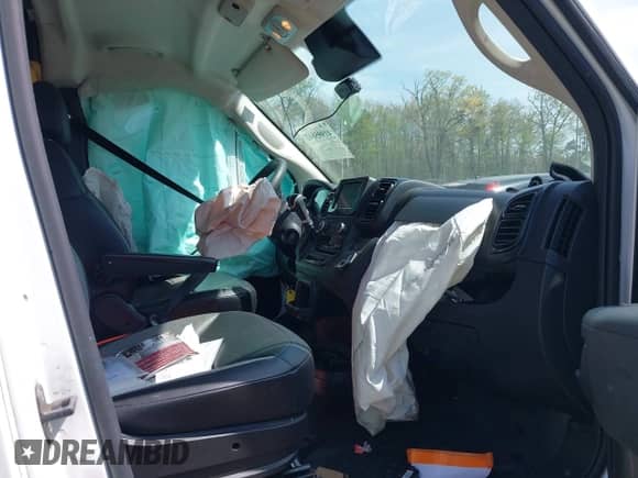 2023 Ram ProMaster Cargo с VIN 3C6MRVJG9PE519735, выставлен на аукционе IAAI как лот 41995842 с пробегом 30 745 миль миль и . История ставок и продаж доступна на DreamBid. Изображение 5.