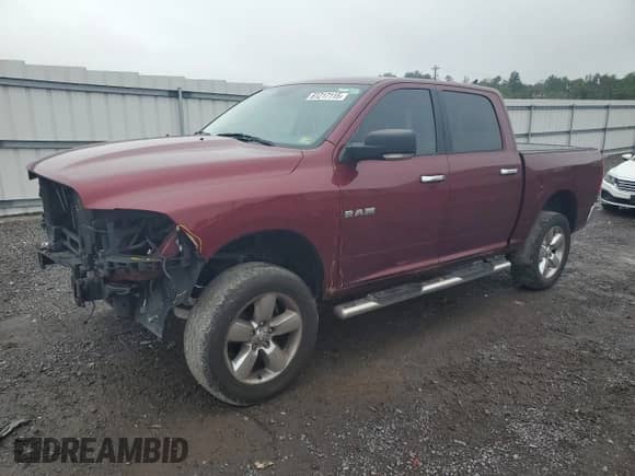2018 Ram 1500 Big Horn z VIN 1C6RR6LG7JS245335, wystawiony jako Copart lot #61217115 z przebiegiem 134 442 mil mil oraz Szkoda całkowita • Salvage title. Historia ofert i sprzedaży dostępna na DreamBid. Obrazek 1.