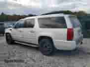 2013 Cadillac Escalade ESV Luxury с VIN 1GYS4HEF4DR303318, выставлен на аукционе Copart как лот 82030375 с пробегом 145 791 миль миль и Чистый • Clean title. История ставок и продаж доступна на DreamBid. Изображение 2.