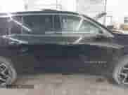 2025 Chevrolet Traverse AWD High Country с VIN 1GNEVKRS2SJ202706, выставлен на аукционе IAAI как лот 42505833 с пробегом 2 557 миль миль и . История ставок и продаж доступна на DreamBid. Изображение 13.