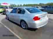 2008 BMW 3 Series 328i z VIN WBAVA33588K055157, wystawiony jako IAAI lot #43455795 z przebiegiem 232 352 mil mil oraz . Historia ofert i sprzedaży dostępna na DreamBid. Obrazek 3.