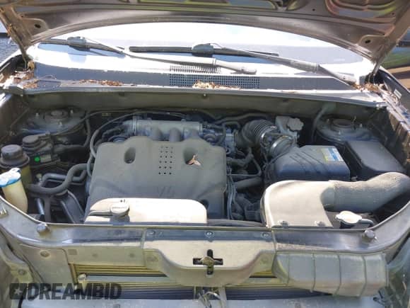 2008 Hyundai Tucson SE with VIN KM8JN12DX8U897792, listed as a IAAI auction lot 42622928 with 159,422 mi miles and . Bid and sale history available at DreamBid. Image 10.