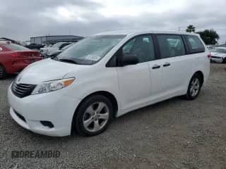 2014 Toyota Sienna L with VIN 5TDZK3DC2ES444511, listed as a Copart auction lot 55768205 with 236,213 mi miles and Salvage title. Bid and sale history available at DreamBid. Image 1.