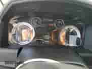 2015 Ram 1500 Big Horn z VIN 1C6RR6LT4FS784810, wystawiony jako Copart lot #70345355 z przebiegiem 164 015 mil mil oraz Szkoda całkowita • Salvage title. Historia ofert i sprzedaży dostępna na DreamBid. Obrazek 9.