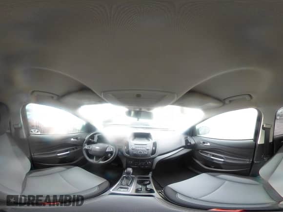 2018 Ford Escape SE с VIN 1FMCU9GD0JUA32130, выставлен на аукционе IAAI как лот 43440122 с пробегом 100 521 миль миль и . История ставок и продаж доступна на DreamBid. Изображение 18.