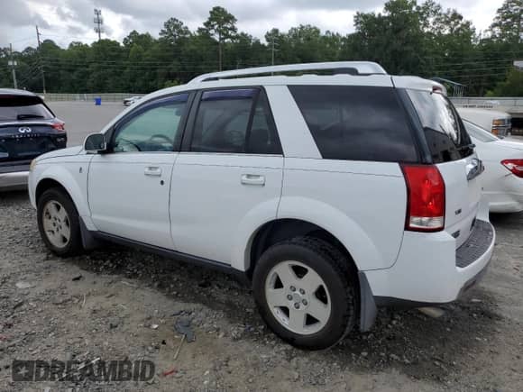 2007 Saturn VUE V6 z VIN 5GZCZ53407S843000, wystawiony jako Copart lot #61097484 z przebiegiem 142 423 mil mil oraz Nie do naprawy • Non repairable. Historia ofert i sprzedaży dostępna na DreamBid. Obrazek 2.