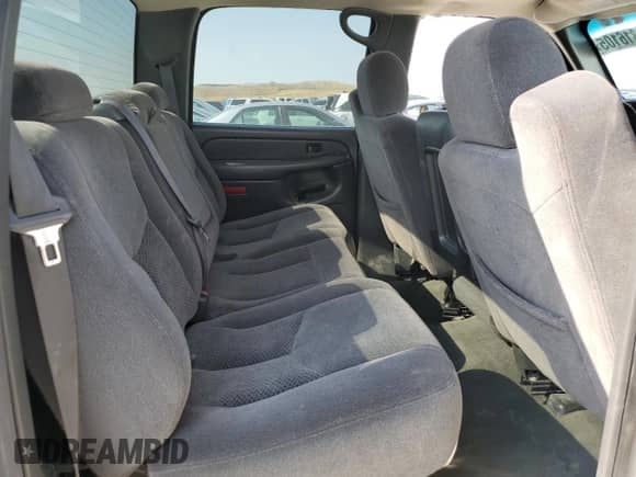 2006 Chevrolet Silverado 1500HD LT1 z VIN 1GCGK13U86F124309, wystawiony jako Copart lot #66316105 z przebiegiem 262 193 mil mil oraz Czysty tytuł • Clean title. Historia ofert i sprzedaży dostępna na DreamBid. Obrazek 10.