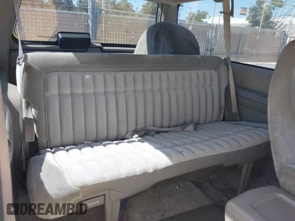 1994 Chevrolet Blazer with VIN 1GNEK18K9RJ341925, listed as a IAAI auction lot 42763358 with 173,793 mi miles and . Bid and sale history available at DreamBid. Image 8.