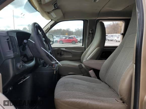 2011 Chevrolet Express Passenger 1LT с VIN 1GAZG1FG2B1154258, выставлен на аукционе Copart как лот 78729104 с пробегом 180 662 миль миль и Списание • Salvage title. История ставок и продаж доступна на DreamBid. Изображение 7.