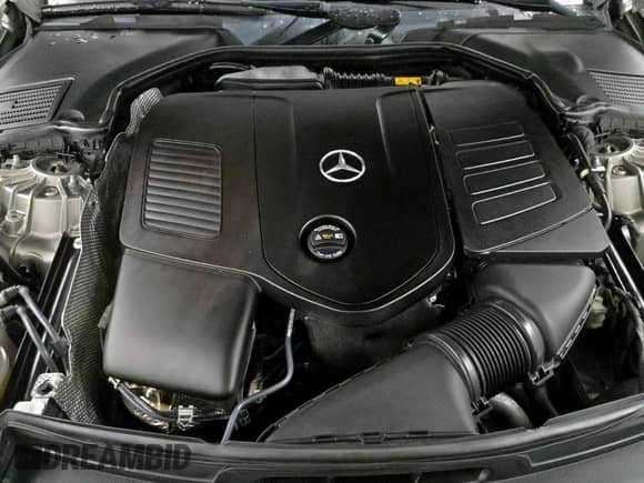 2022 Mercedes-Benz C 300 with VIN W1KAF4GB2NR036864, listed as a Copart auction lot 85104255 with 39,922 mi miles and Clean title. Bid and sale history available at DreamBid. Image 7.
