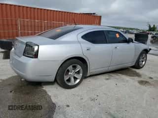 2008 Dodge Charger с VIN 2B3KA43R98H150351, выставлен на аукционе Copart как лот 71045314 с пробегом 132 737 миль миль и Списание • Salvage title. История ставок и продаж доступна на DreamBid. Изображение 3.