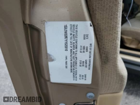 2000 Saturn LW with VIN 1G8JW82R7YY625810, listed as a Copart auction lot 68722285 with 125,702 mi miles and Salvage title. Bid and sale history available at DreamBid. Image 13.