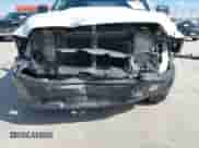 2017 Ram 1500 Express z VIN 3C6RR6KT2HG602078, wystawiony jako IAAI lot #43086922 z przebiegiem 195 271 mil mil oraz . Historia ofert i sprzedaży dostępna na DreamBid. Obrazek 6.