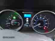 2014 Hyundai Sonata z VIN KMHEC4A4XEA113151, wystawiony jako IAAI lot #43214726 z przebiegiem 171 021 mil mil oraz . Historia ofert i sprzedaży dostępna na DreamBid. Obrazek 7.