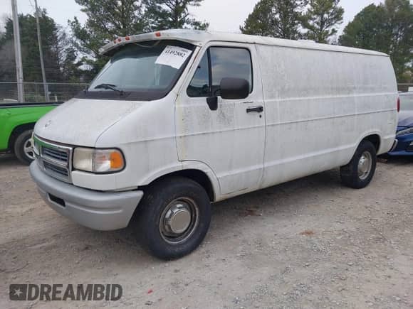 1996 Dodge RAM with VIN 2B7HB21Z4TK134051, listed as a IAAI auction lot 41492882 with 245,026 mi miles and . Bid and sale history available at DreamBid. Image 2.