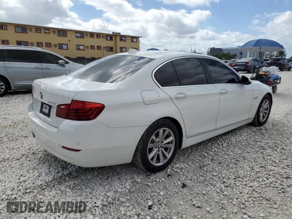 2016 BMW 5 Series 528i с VIN WBA5A5C5XGD528636, выставлен на аукционе Copart как лот 87069785 с пробегом 92 179 миль миль и Списание • Salvage title. История ставок и продаж доступна на DreamBid. Изображение 3.