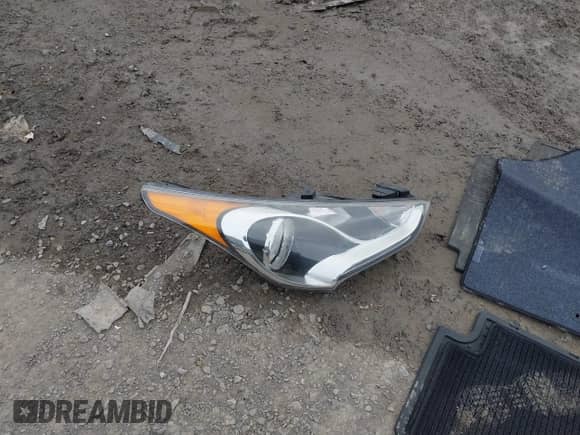 2012 Hyundai Veloster w/Black Int с VIN KMHTC6AD8CU066779, выставлен на аукционе IAAI как лот 41699960 с пробегом 160 875 миль миль и . История ставок и продаж доступна на DreamBid. Изображение 12.