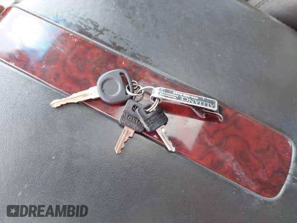 2007 Cadillac Escalade ESV with VIN 1GYFK66877R361861, listed as a IAAI auction lot 43125298 with 151,174 mi miles and . Bid and sale history available at DreamBid. Image 11.