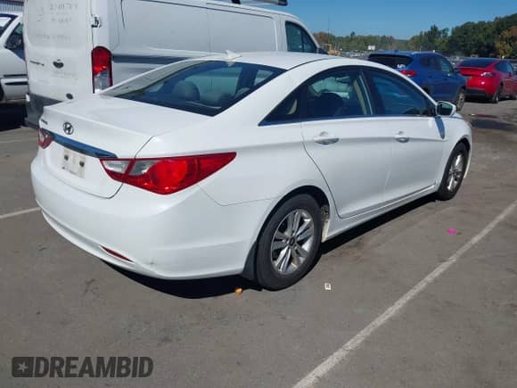 2013 Hyundai Sonata GLS с VIN 5NPEB4AC5DH753970, выставлен на аукционе IAAI как лот 43480461 с пробегом 212 333 миль миль и . История ставок и продаж доступна на DreamBid. Изображение 4.