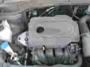 2018 Hyundai Santa Fe 2.4L с VIN 5XYZU3LB3JG555031, выставлен на аукционе Copart как лот 80707885 с пробегом 96 359 миль миль и Списание • Salvage title. История ставок и продаж доступна на DreamBid. Изображение 16.