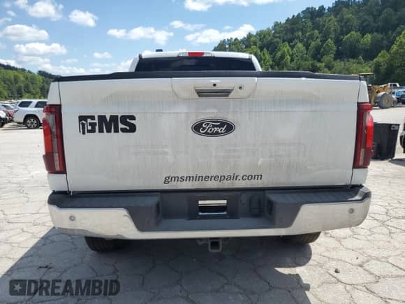 2024 Ford F-150 Lariat с VIN 1FTFW5L56RFB66594, выставлен на аукционе Copart как лот 69544925 с пробегом 21 982 миль миль и Списание • Salvage title. История ставок и продаж доступна на DreamBid. Изображение 6.