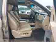 2011 Ford F-150 XL z VIN 1FTFW1EF5BFA30719, wystawiony jako IAAI lot #43043077 z przebiegiem 220 926 mil mil oraz . Historia ofert i sprzedaży dostępna na DreamBid. Obrazek 5.