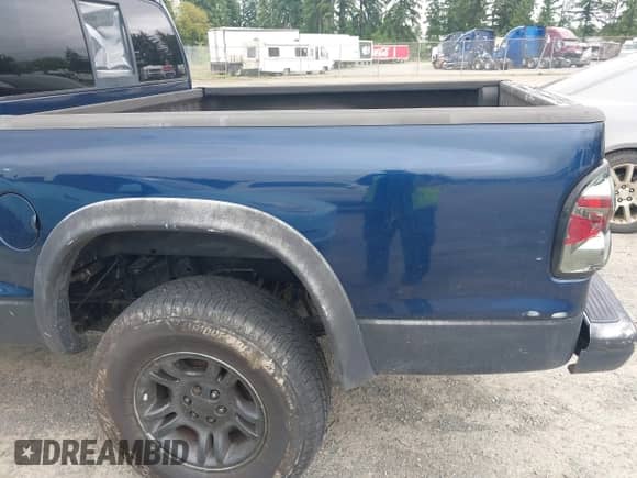 2001 Dodge Dakota Sport с VIN 1B7HG2AN41S234362, выставлен на аукционе IAAI как лот 42609255 с пробегом 152 723 миль миль и . История ставок и продаж доступна на DreamBid. Изображение 6.