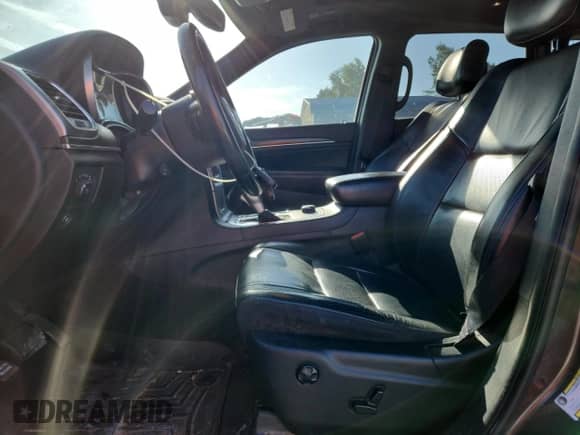 2018 Jeep Grand Cherokee Sterling с VIN 1C4RJFBG6JC259111, выставлен на аукционе Copart как лот 61657125 с пробегом 134 642 миль миль и Чистый • Clean title. История ставок и продаж доступна на DreamBid. Изображение 7.