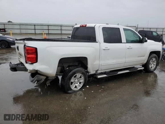 2017 Chevrolet Silverado 1500 LT z VIN 3GCPCREH1HG440762, wystawiony jako Copart lot #86527844 z przebiegiem 238 123 mil mil oraz Szkoda całkowita • Salvage title. Historia ofert i sprzedaży dostępna na DreamBid. Obrazek 3.