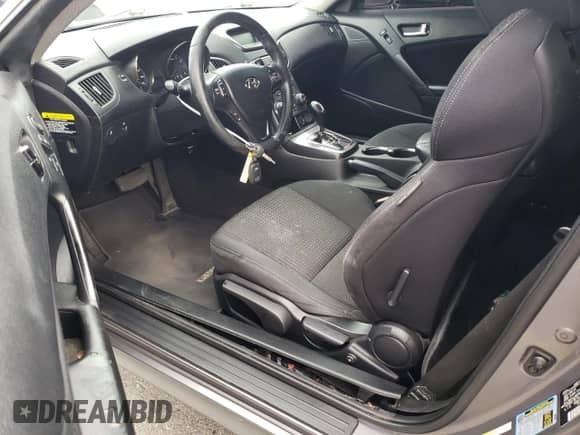 2011 Hyundai Genesis Coupe R-Spec с VIN KMHHT6KD4BU055975, выставлен на аукционе Copart как лот 75850294 с пробегом 102 488 миль миль и Списание • Salvage title. История ставок и продаж доступна на DreamBid. Изображение 8.