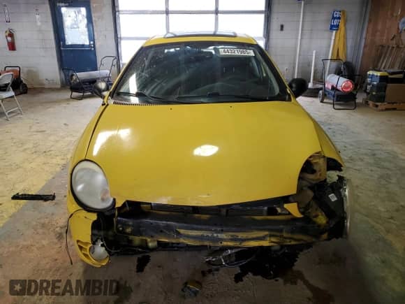 2004 Dodge Neon SXT z VIN 1B3ES56C44D501813, wystawiony jako Copart lot #44321985 z przebiegiem 234 125 mil mil oraz Szkoda całkowita • Salvage title. Historia ofert i sprzedaży dostępna na DreamBid. Obrazek 5.