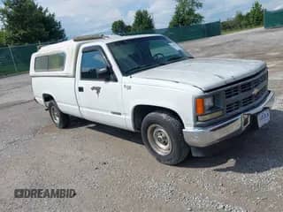 1994 Chevrolet Silverado 1500 z VIN 1GCDC14Z4RZ171382, wystawiony jako IAAI lot #42926211 z przebiegiem 137 347 mil mil oraz . Historia ofert i sprzedaży dostępna na DreamBid. Obrazek 1.