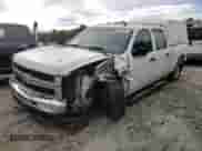2009 Chevrolet Silverado 2500HD Work Truck z VIN 1GCHC43K59F157421, wystawiony jako Copart lot #73585914 z przebiegiem 243 185 mil mil oraz Szkoda całkowita • Salvage title. Historia ofert i sprzedaży dostępna na DreamBid. Obrazek 1.