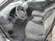 2009 Toyota Sienna CE с VIN 5TDZK23C69S239002, выставлен на аукционе Copart как лот 84813675 с пробегом 199 799 миль миль и На запчасти • Non repairable. История ставок и продаж доступна на DreamBid. Изображение 7.